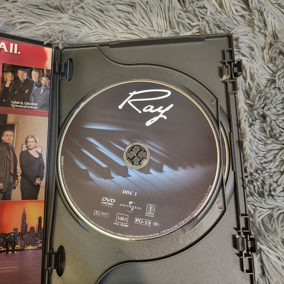 RAY 2-disc DVD Movie, Full Screen - Picture 8 of 9